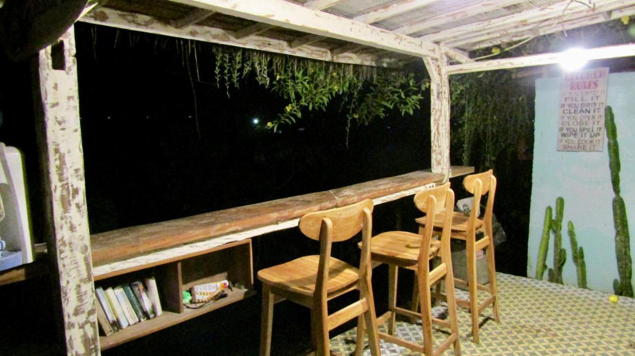 Dikaloha Surfschool And Stay Airsatang Exterior foto